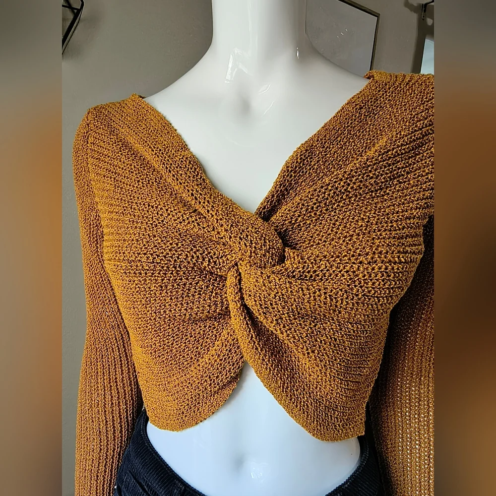 Zara Twist-Front Cropped Sweater in Mustard - Picture 6 of 10
